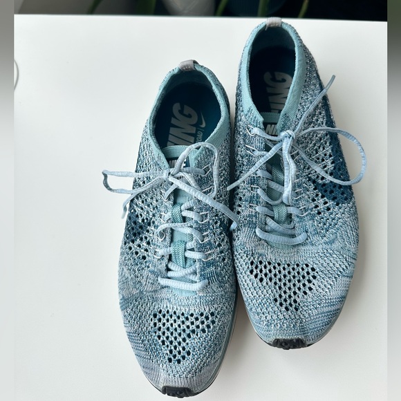 Nike Flyknit Racing Shoes - Picture 4 of 5